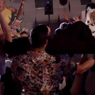 BLACK AND WHITE CABS COMMERCIAL